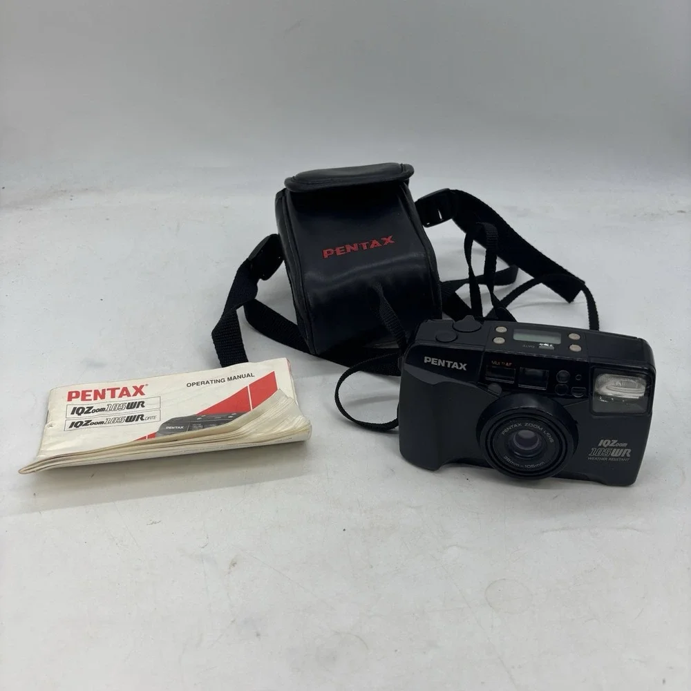 Pentax IQZoom 105WR 35mm Film Camera Untested W Bag And Manual Black